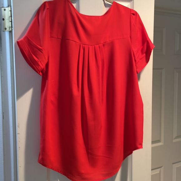 Red Blouse by Daniel Rainn size med - Picture 2 of 4